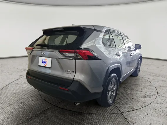 Toyota RAV4 LE 2022 
