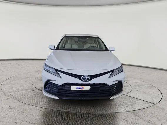 تويوتا كامري LE 2022 