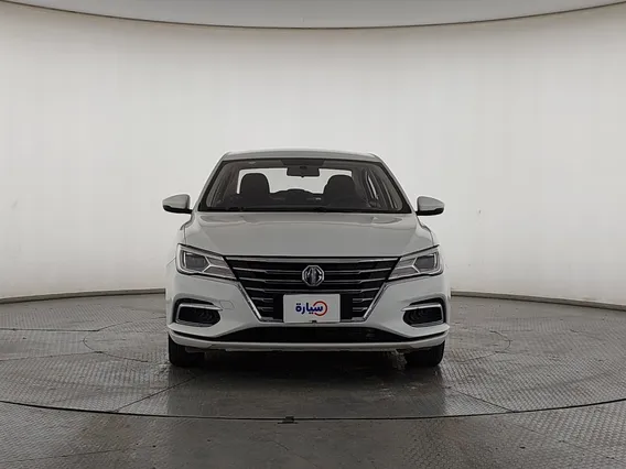 ام جي 5 STD 2023 