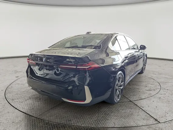 BMW 5 Series 520i 2026 