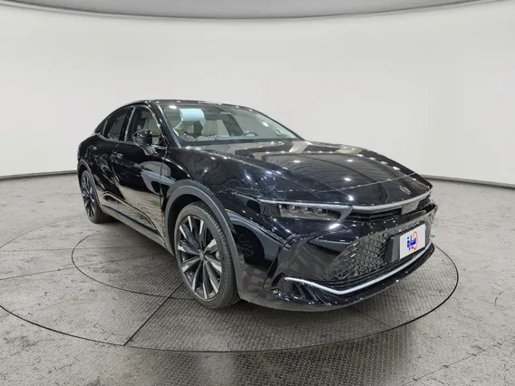 تويوتا كراون Majesta 2023 