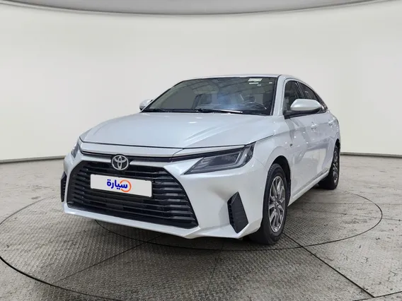 Toyota Yaris  Y 2023 