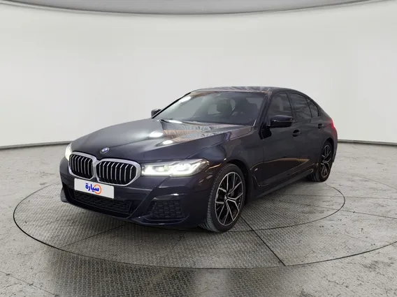 بي ام دبليو الفئة الخامسة 530i 2023 