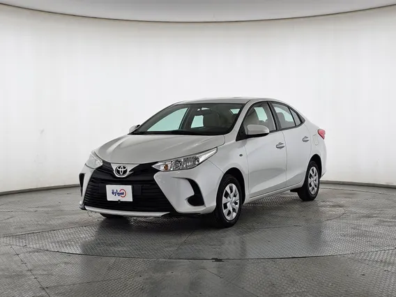 Toyota Yaris  Y 2022 