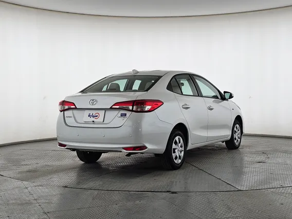 Toyota Yaris  Y 2022 