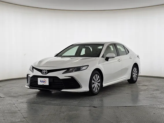 تويوتا كامري LE 2022 