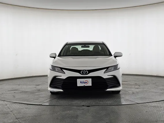تويوتا كامري LE 2022 