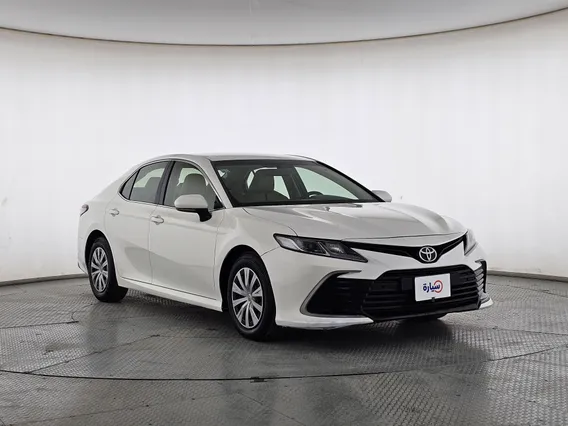 تويوتا كامري LE 2022 