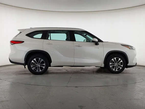Toyota Highlander GLE 2021 