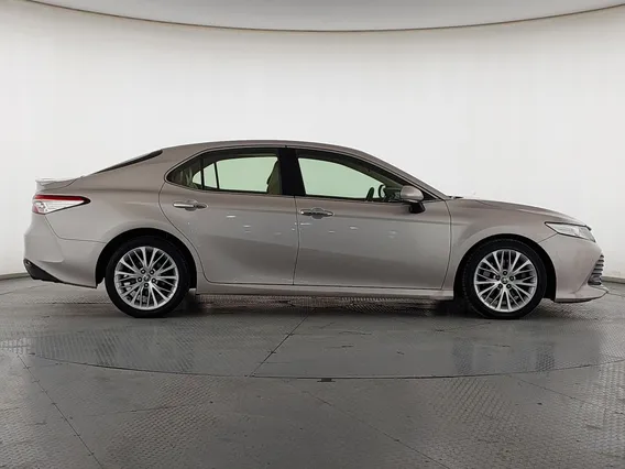 تويوتا كامري Limited 2020 