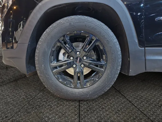 GMC Terrain AT4 2024 