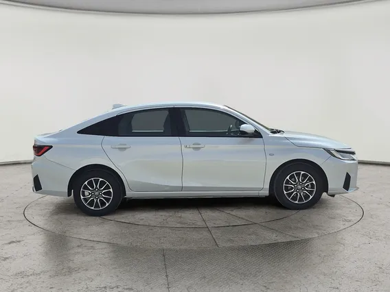 Toyota Yaris  Y 2023 