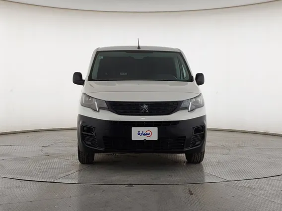 بيجو بارتنر Long van 2022 