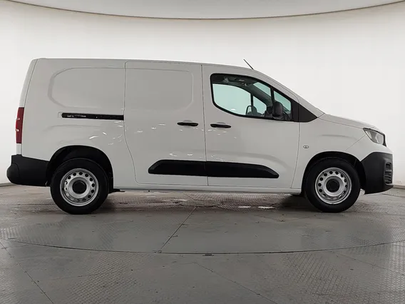 بيجو بارتنر Long van 2022 