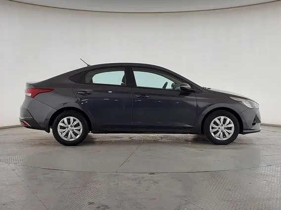 Hyundai Accent Smart 2023 