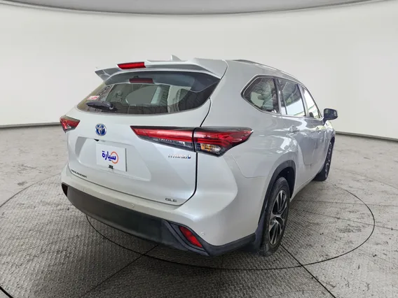 تويوتا هايلاندر GLE 2023 