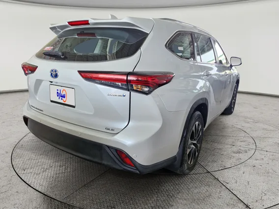 Toyota Highlander GLE 2023 