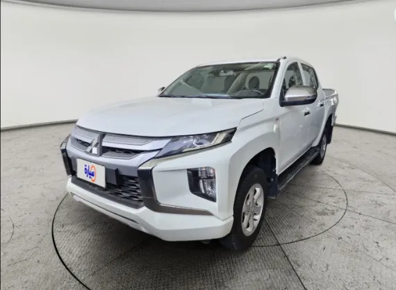 Mitsubishi L200 DC 4x4 Diesel 2023 دبل