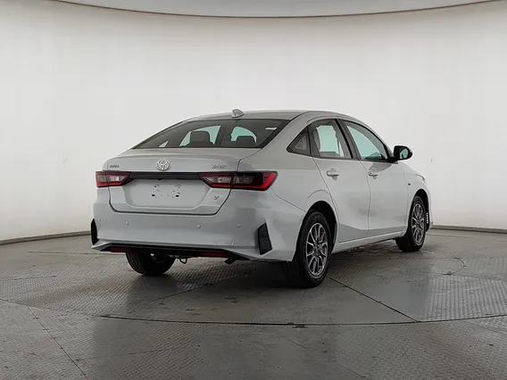 تويوتا يارس Y 2023 