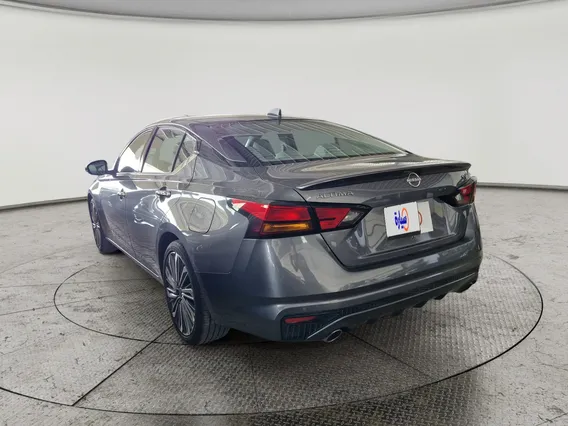 نيسان التيما SV 2025 