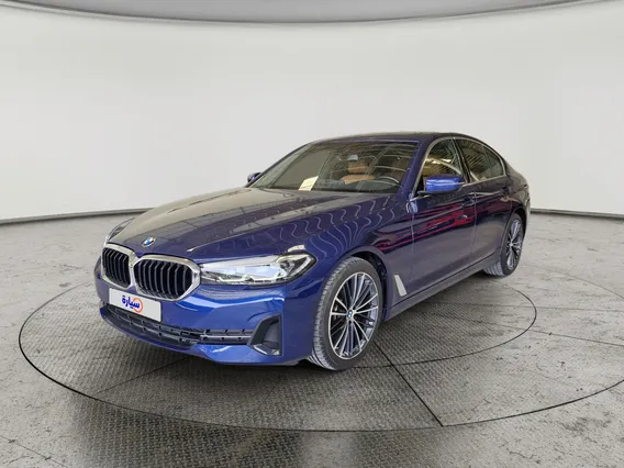 بي ام دبليو الفئة الخامسة 520i 2023 