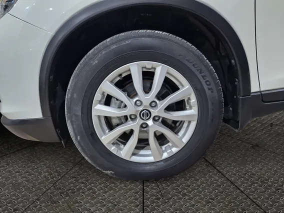 Nissan Xtrail S 5 Seats 2022 دبل