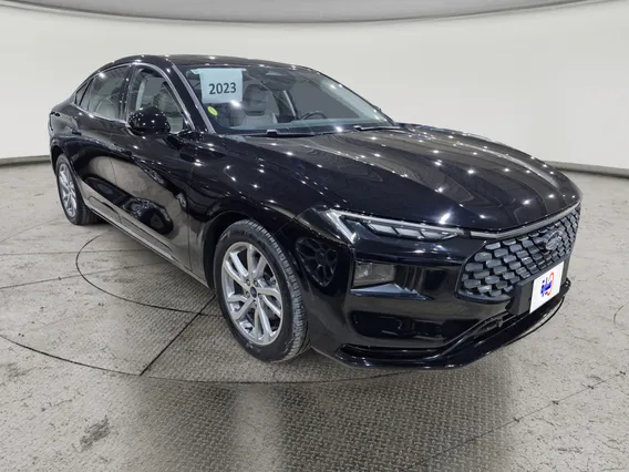 Ford Taurus Trend 2023 
