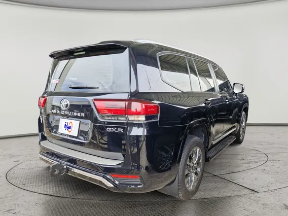 تويوتا لاندكروزر GXR 2024 