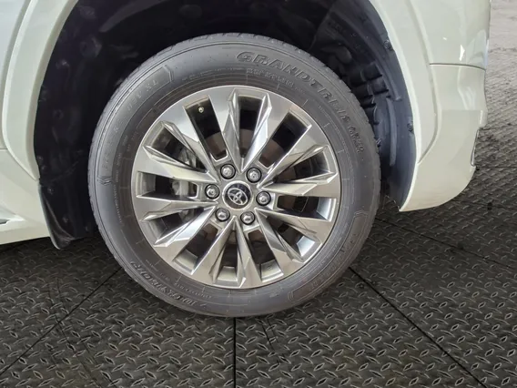 Toyota Land Cruiser VX 2023 دبل