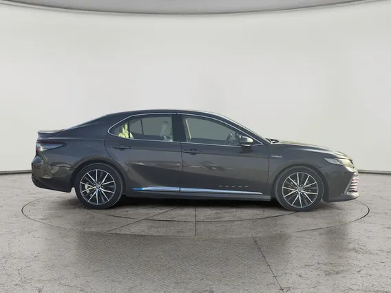 Toyota Camry  GLEX 2022 
