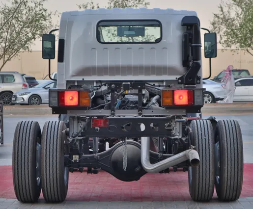 Isuzu Dyna شاص طويل 2025 