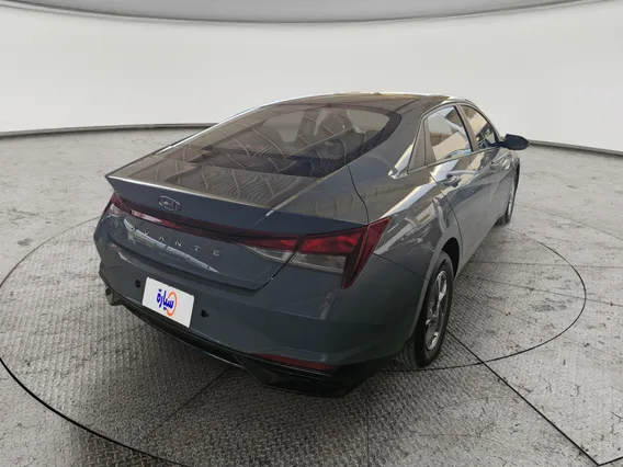 هيونداي أفانتي  2021 