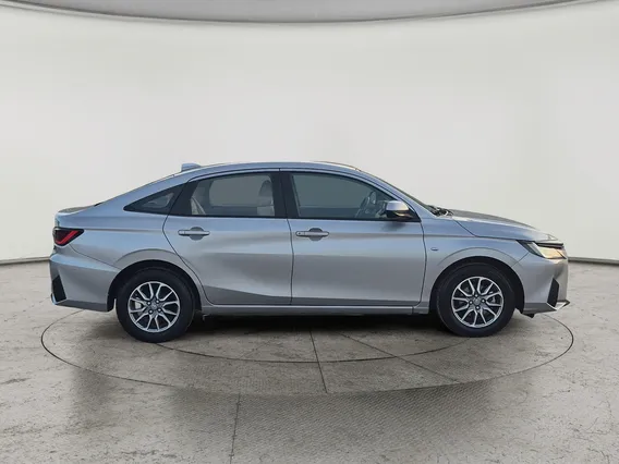 Toyota Yaris  Y 2024 