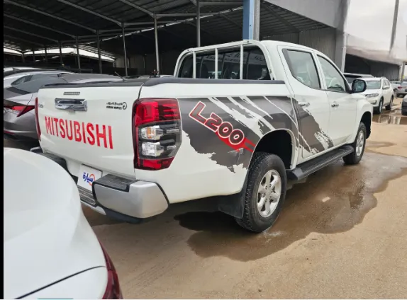 ميتسوبيشي L200 SC 4x4 Diesel 2023 دبل