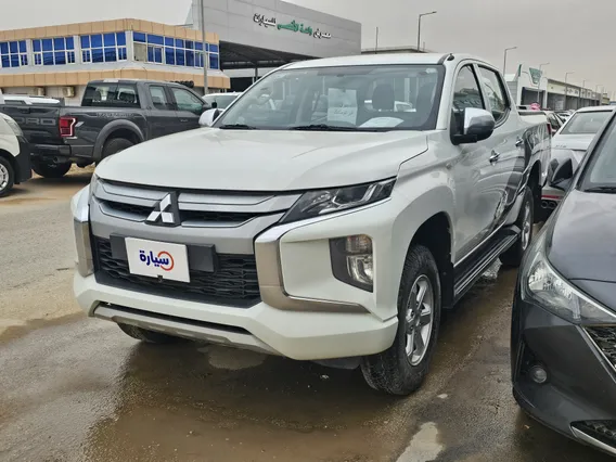 ميتسوبيشي L200 SC 4x4 Diesel 2023 دبل