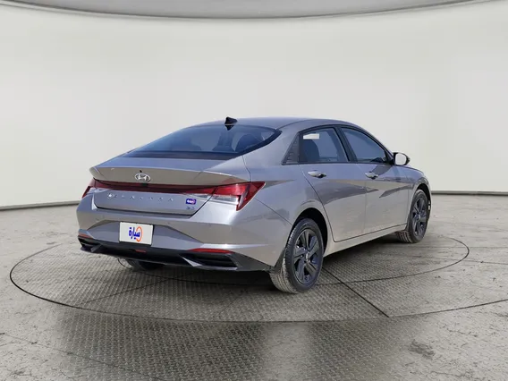 Hyundai Elantra Smart 2023 