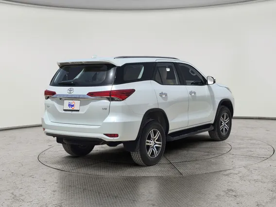 Toyota Fortuner VX 2023 دبل