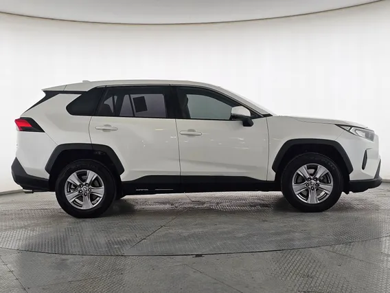 تويوتا راف فور LE 2022 