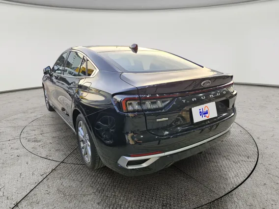 Ford Taurus Trend 2023 