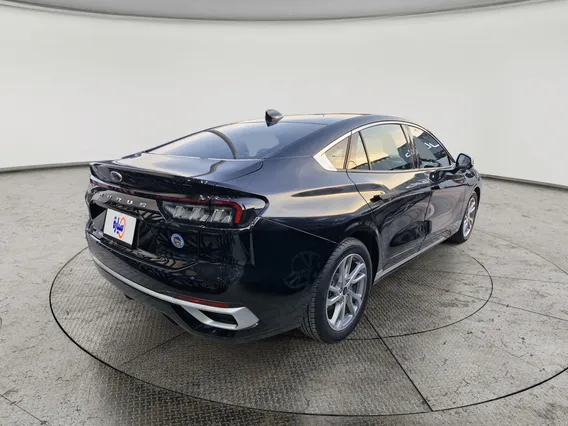 Ford Taurus Trend 2023 