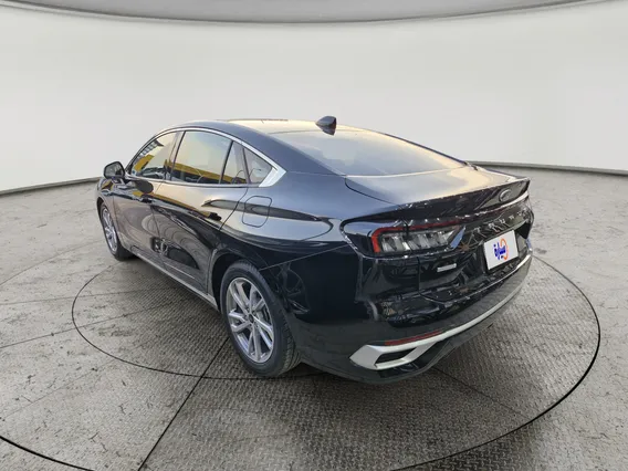 Ford Taurus Trend 2023 