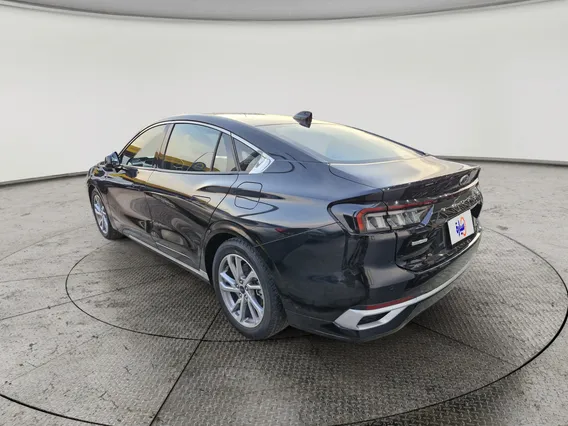 Ford Taurus Trend 2023 