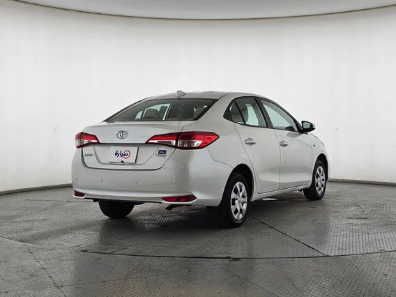 Toyota Yaris  Y 2022 