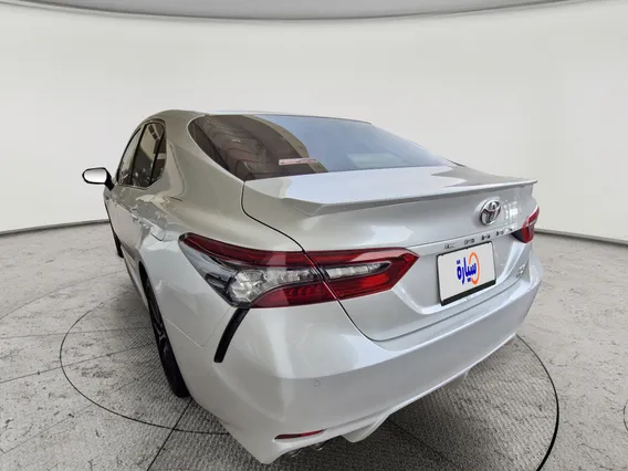 تويوتا كامري SE V6 2024 