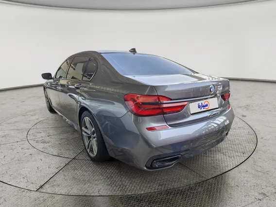 بي ام دبليو الفئة السابعة 730Li 2019 