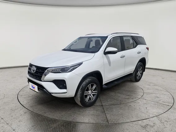 Toyota Fortuner VX 2023 دبل