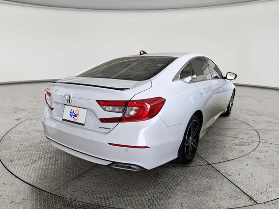 هوندا اكورد LX Sport 2022 