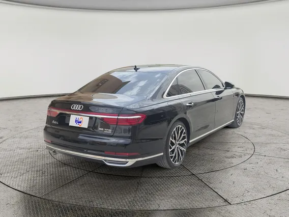 Audi A8  2020 