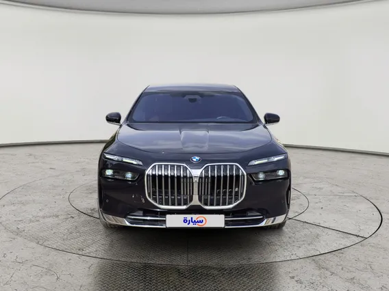 BMW 7 Series 735i 2023 