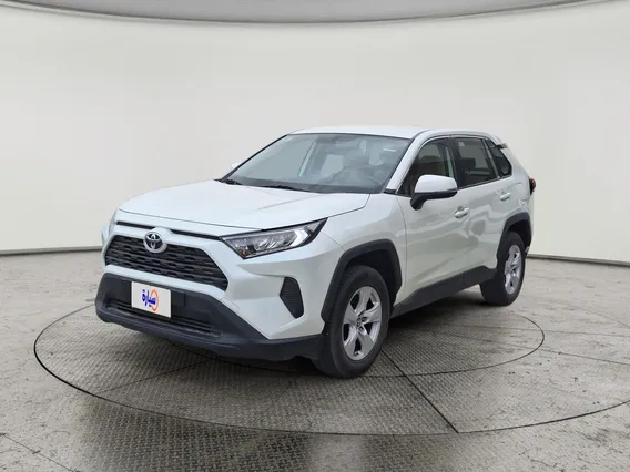 Toyota RAV4 LE 2021 